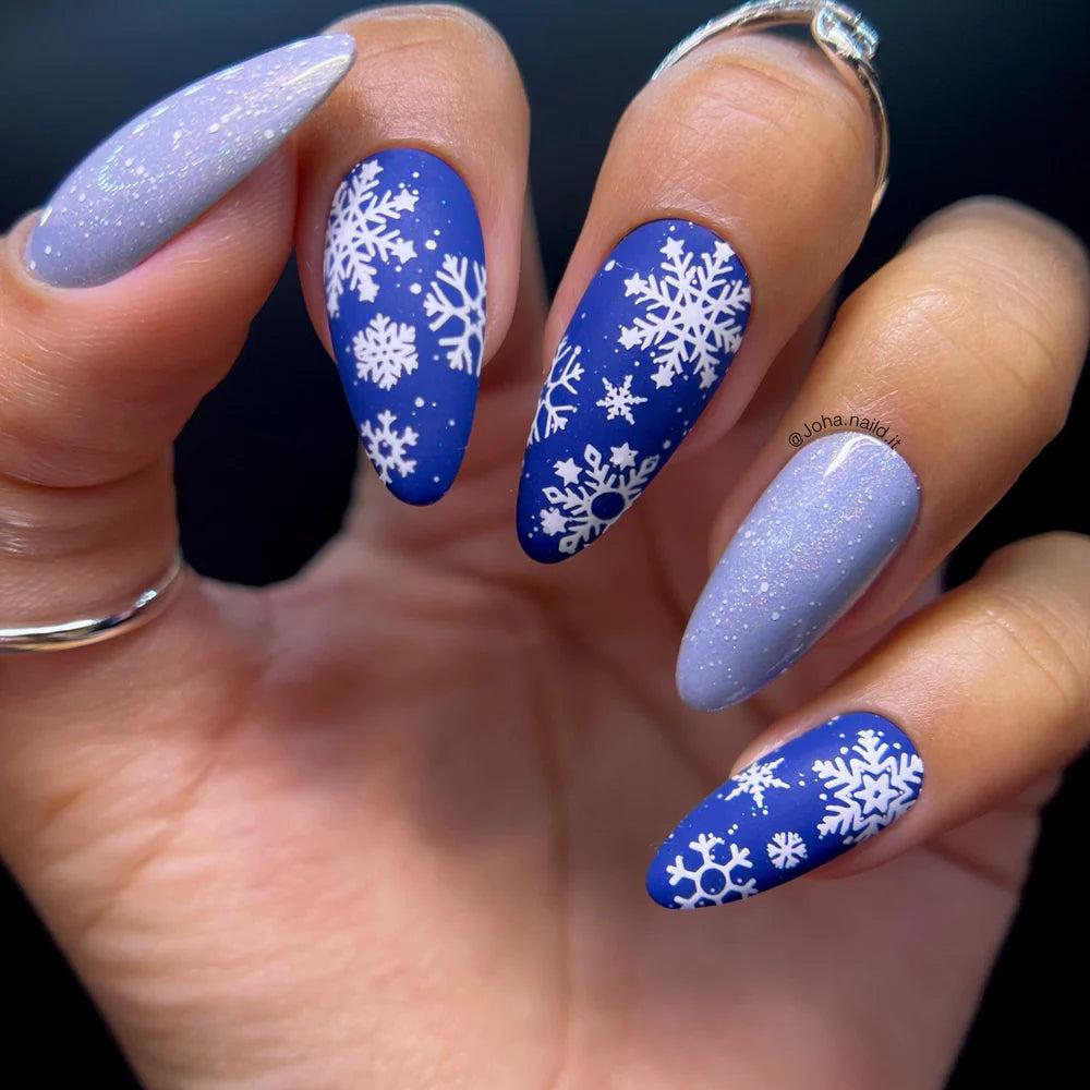 Snowflake Magic on Your Nails