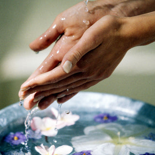 Anti Aging Hand Treatments