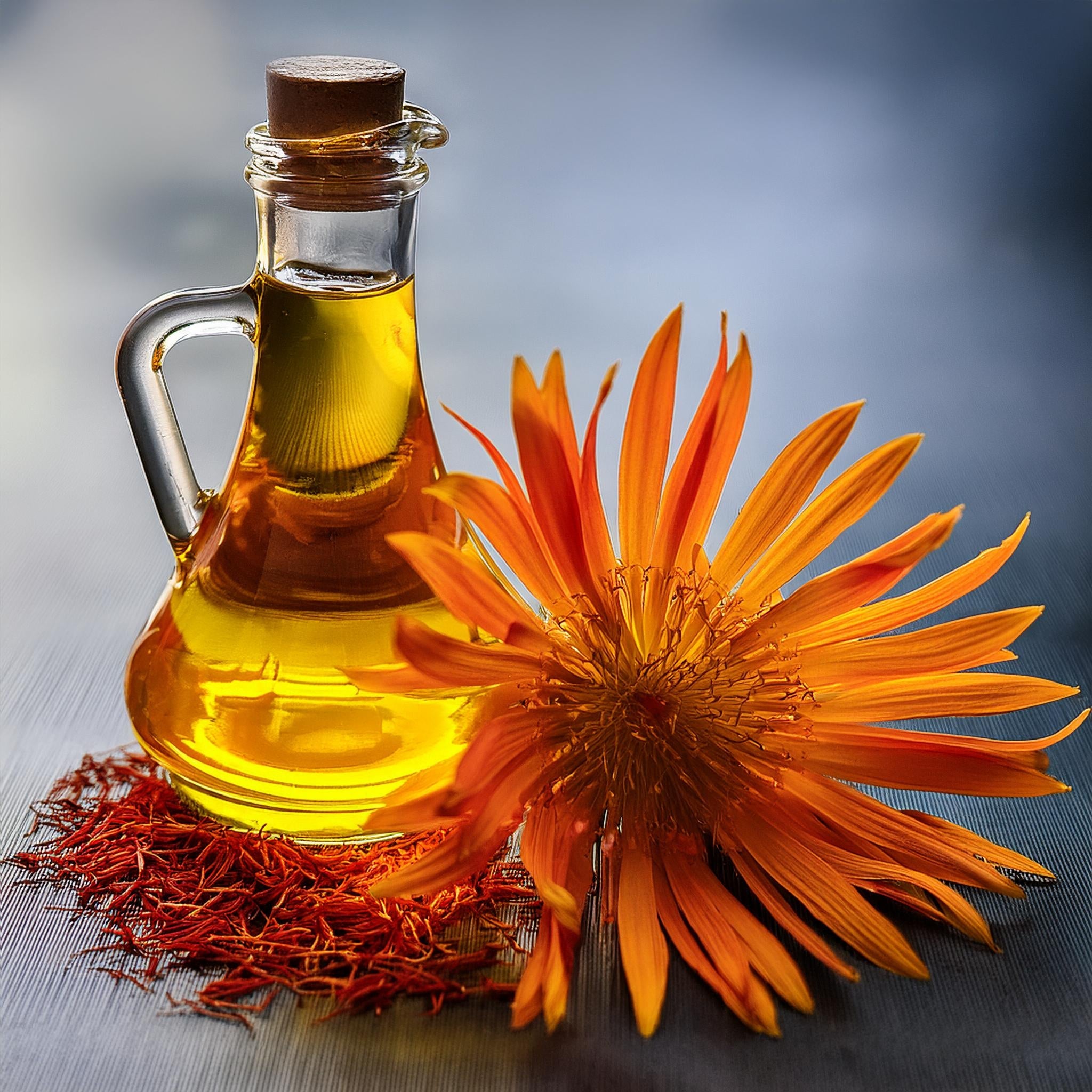 What is Safflower Oil? – Pure Spa Direct