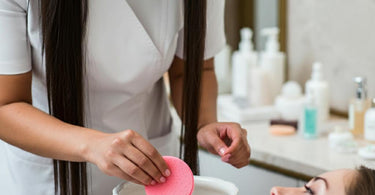 How to expand a compressed sponge in spa settings
