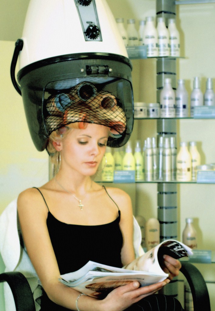 Magazine Cleaner Clean Up The Clutter with Magazine Racks! – Pure Spa Direct