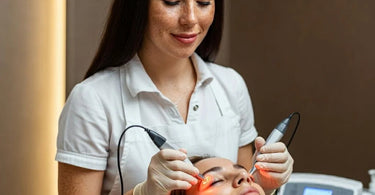 High frequency and galvanic machine for spa and salon treatments