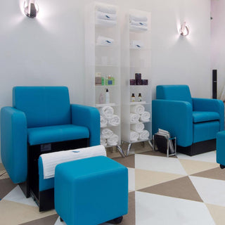 Collins Blush Club-Pedi in a stylish salon setting