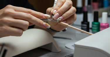 Stunning coffin-shaped nail designs for various occasions