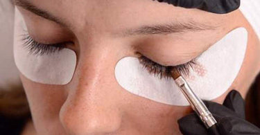 Intensive Lash and Brow Tint Product Display