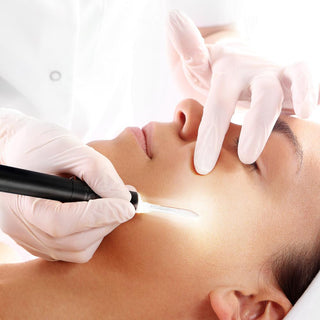 Lumohs Dermaplaning Handle with built-in illumination for precise treatments