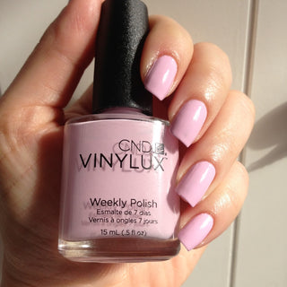 CND VINYLUX Polish Review & Troubleshooting