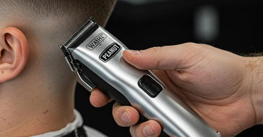 Wahl Peanut Hair Clipper - Compact and powerful grooming tool for barbers and stylists