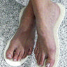 Club1 White Strapless Slippers / 1 Pair