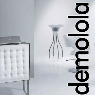 Demolola Reception Desk by Seap Proyectos