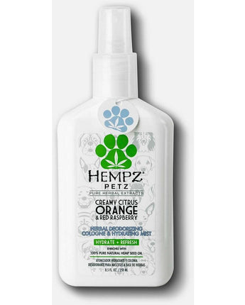 Hempz Petz Creamy Citrus Orange & Red Raspberry Deodorizing Dog Spray / 8.5 fl. oz. - 250 mL.