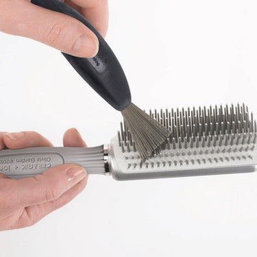 Olivia Garden Black Brush Cleaner