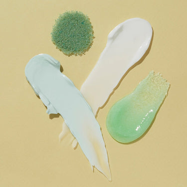 Voesh Deluxe Pedicure in a Box - 4-Step Hygienic Spa Pedicure Kit - Cucumber Fresh / 1 Treatment Set by Voesh of New York