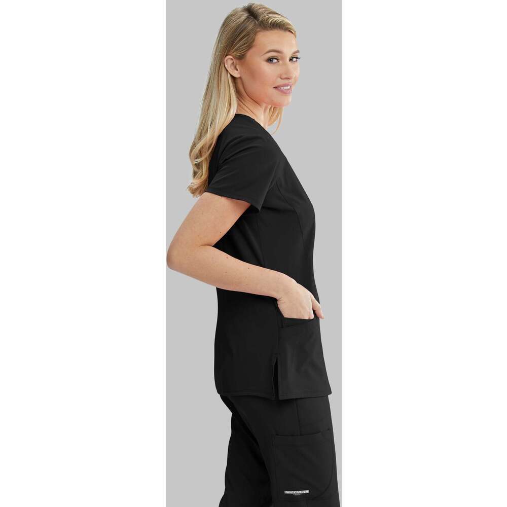 Women's Reliance Scrub Top - Skechers Collection / Color - Black / Fit –  Pure Spa Direct